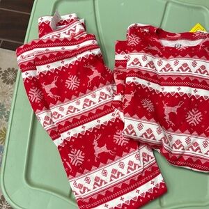 Gap kids size 12 long sleeve Holiday/Christmas PJs